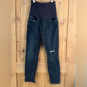 Gap Maternity Jeans in size 29 Long